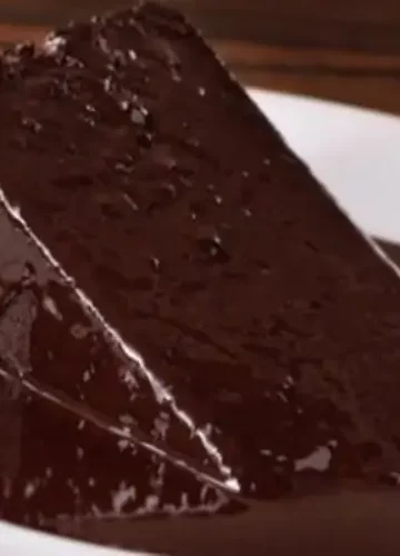 Receita de Bolo Molhadinho de Chocolate