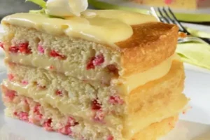 Receita de Bolo de Baunilha com Leite Condensado