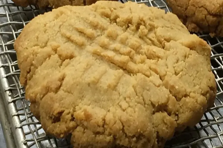 Receita de Cookies de Paçoca, aprenda com essa receita simples como fazer esses deliciosos cookies em sua casa, é fácil e simples com gostinho de paçoca, anote a receita.