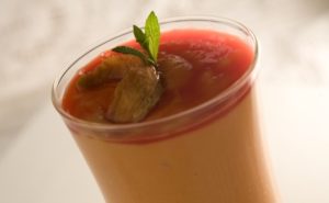 Receita de Milkshake de mamão com cassis