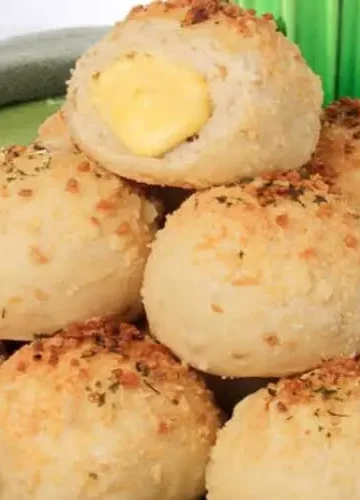 Receita de Pão de Alho Recheado