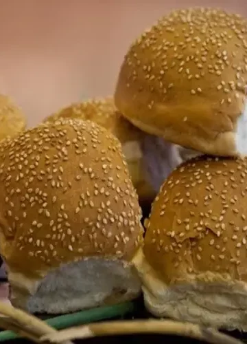 Receita de Pão de hambúrguer com gergelim