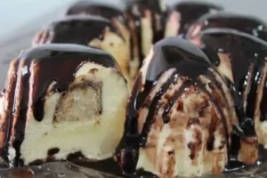 Receita de Pudim Gelado de Sonho de Valsa