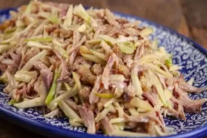 Receita de Salpicão de tender com abacaxi