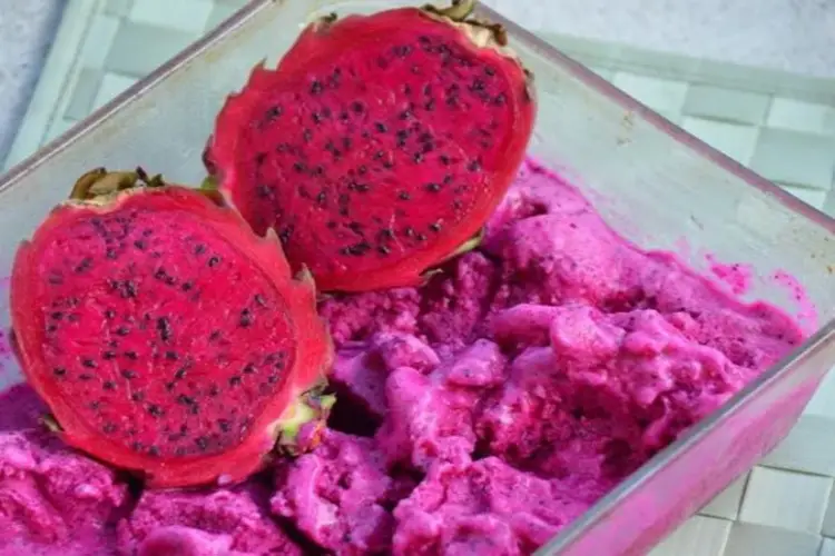 Receita de Sorvete de Pitaya-dragon-fruit